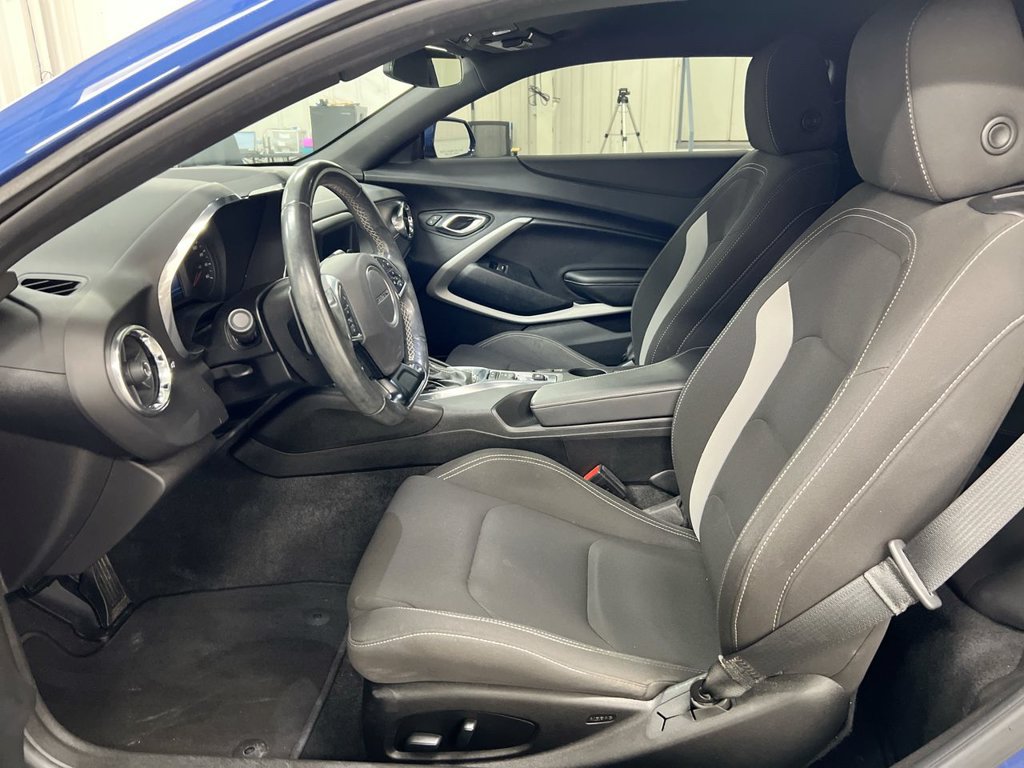 Used 2019 Chevrolet Camaro LT RWD image 19