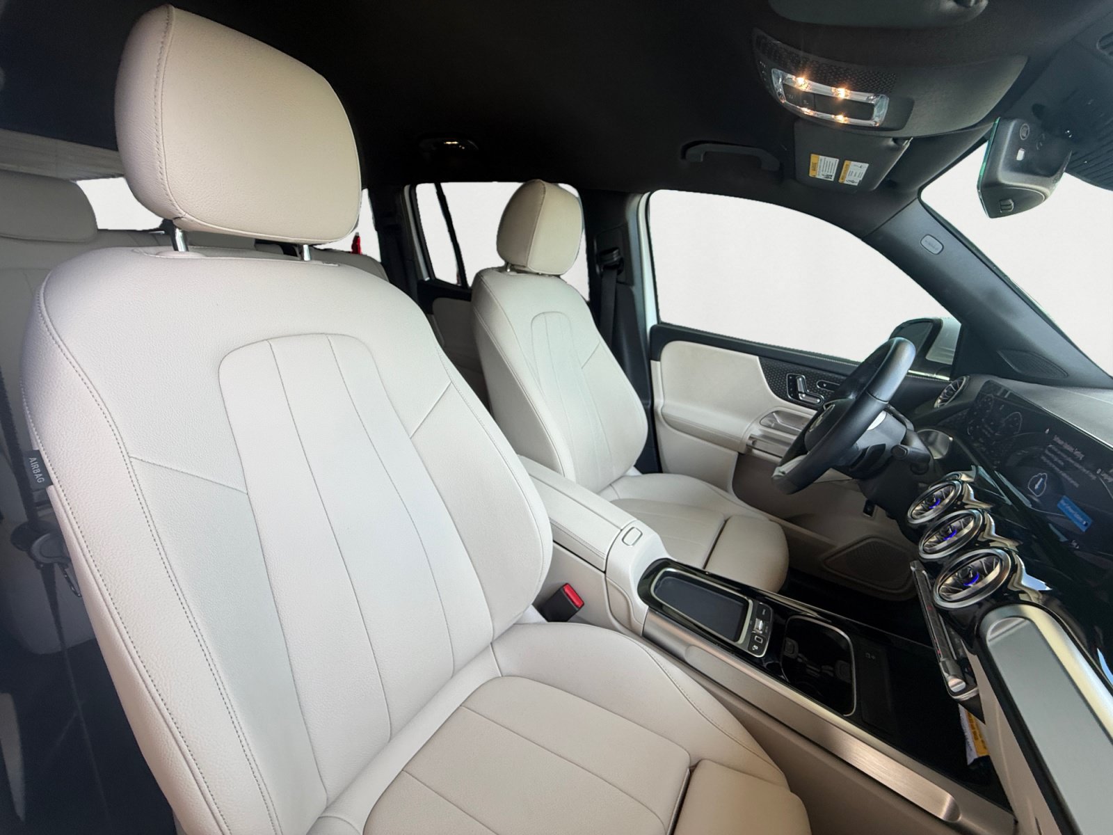 Certified 2025 Mercedes-Benz GLB 250 image 15