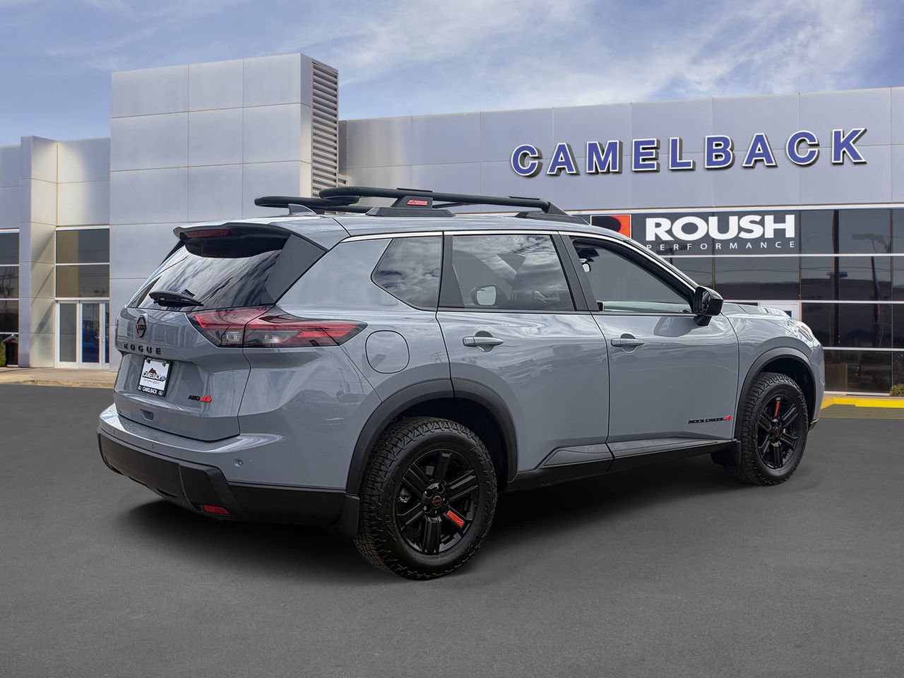 Used 2025 Nissan Rogue SV AWD/4WD image 6