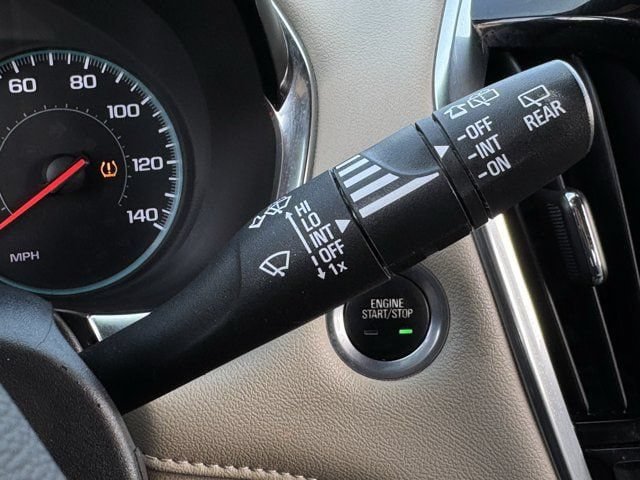 Used 2023 Chevrolet Traverse LS FWD image 24