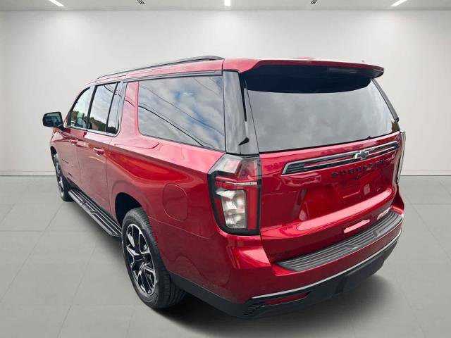 Used 2023 Chevrolet Suburban RST w/ Luxury Package image 6