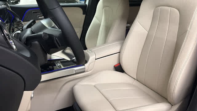Certified 2026 Mercedes-Benz GLB 250 4MATIC image 28