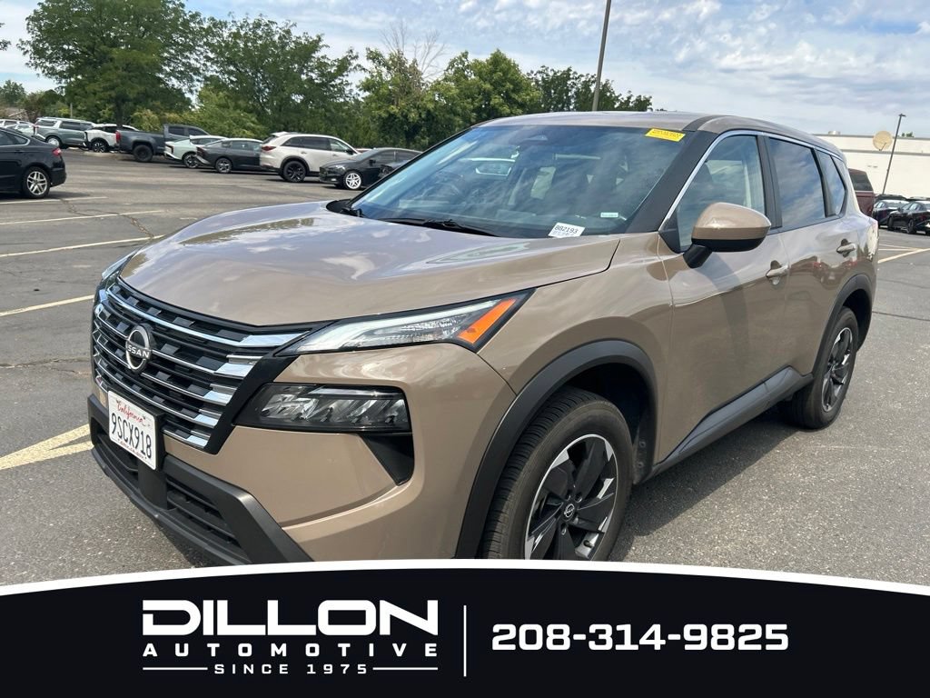 Used 2025 Nissan Rogue SV AWD/4WD image 16