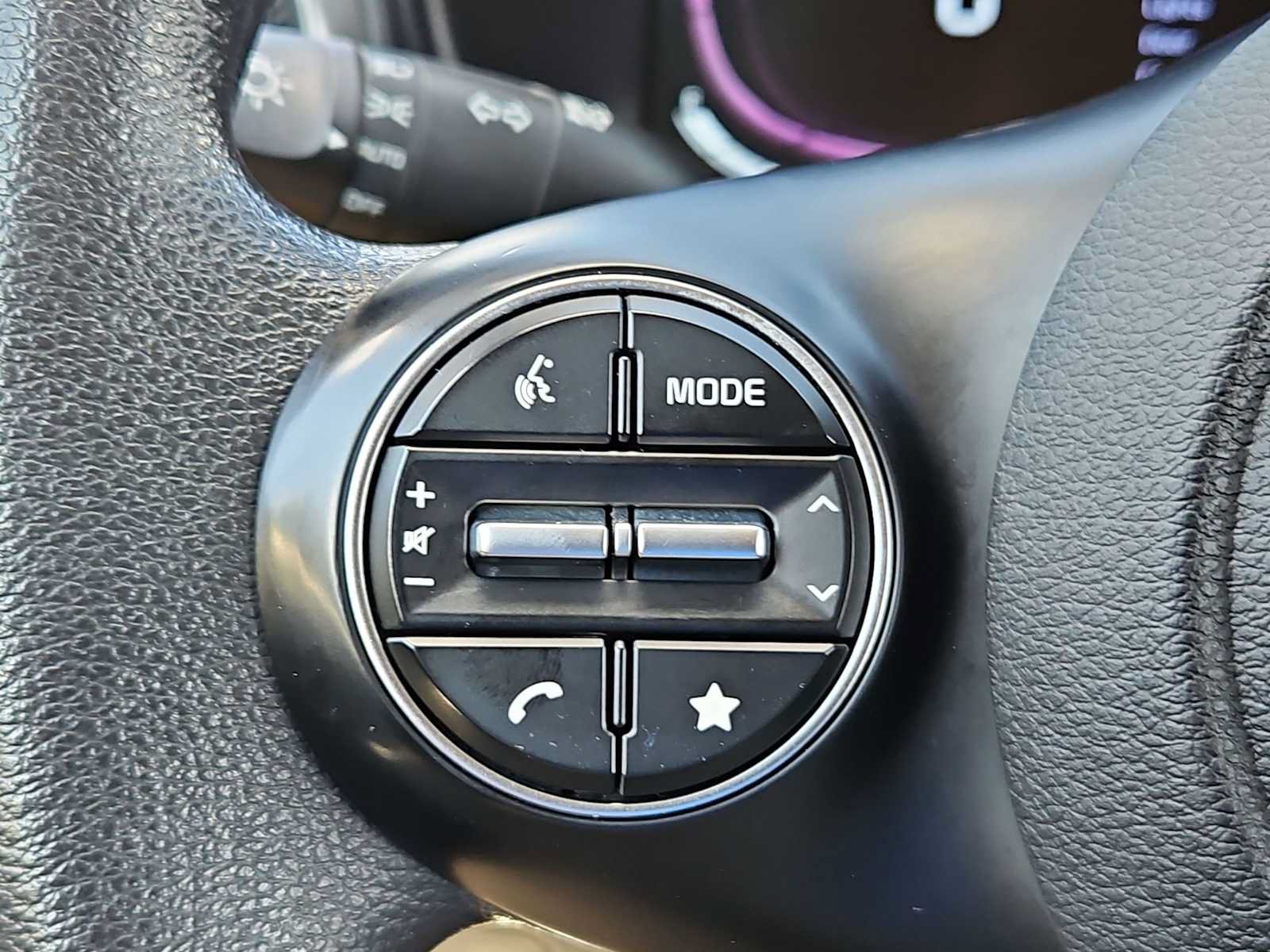 Certified 2024 Kia Soul LX w/ Option Group 015 FWD image 18
