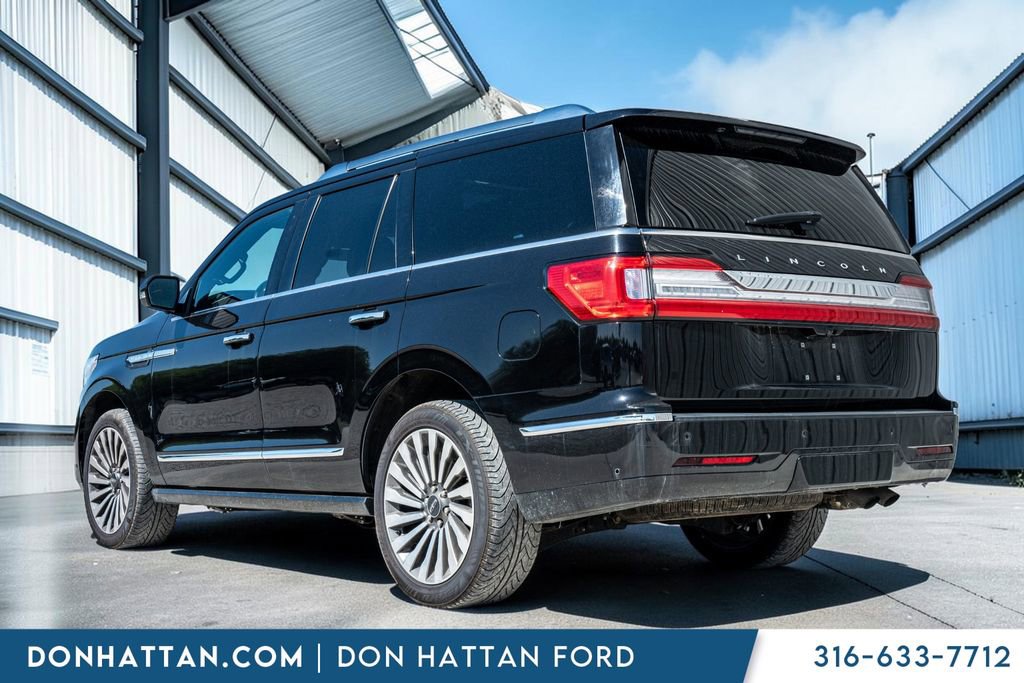 Used 2019 Lincoln Navigator Reserve image 32
