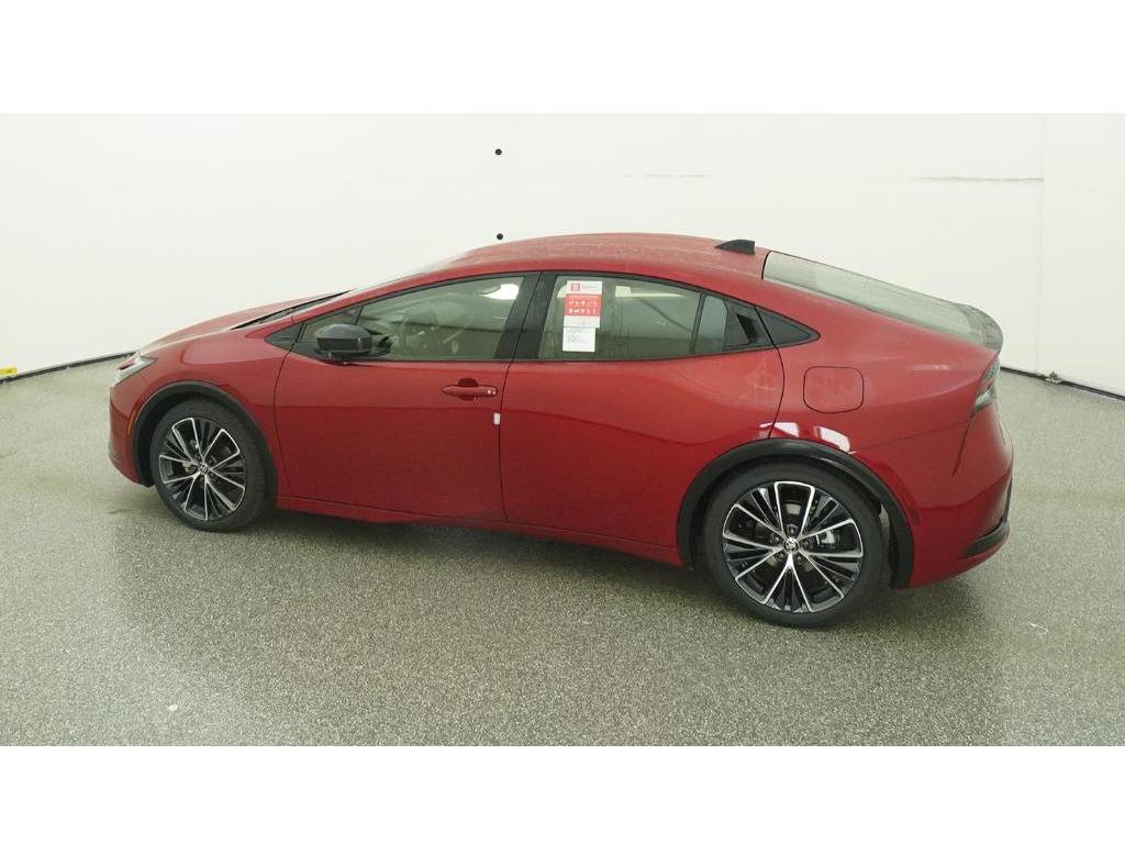 New 2026 Toyota Prius XLE image 4