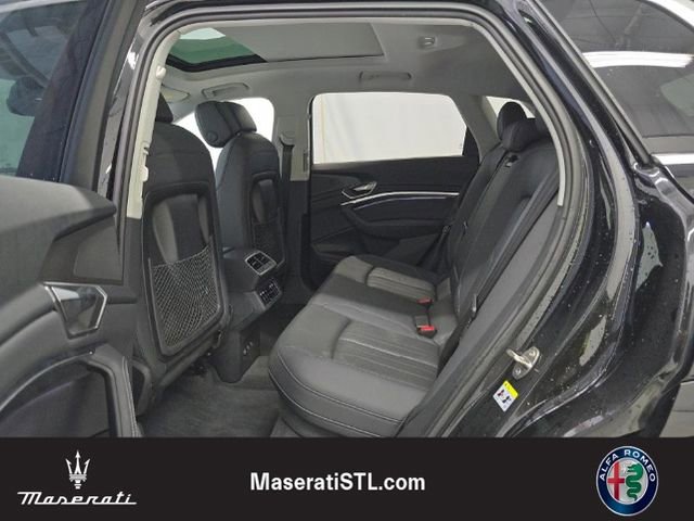 Used 2024 Audi Q8 e-tron Premium Plus w/ Premium Plus Package image 8