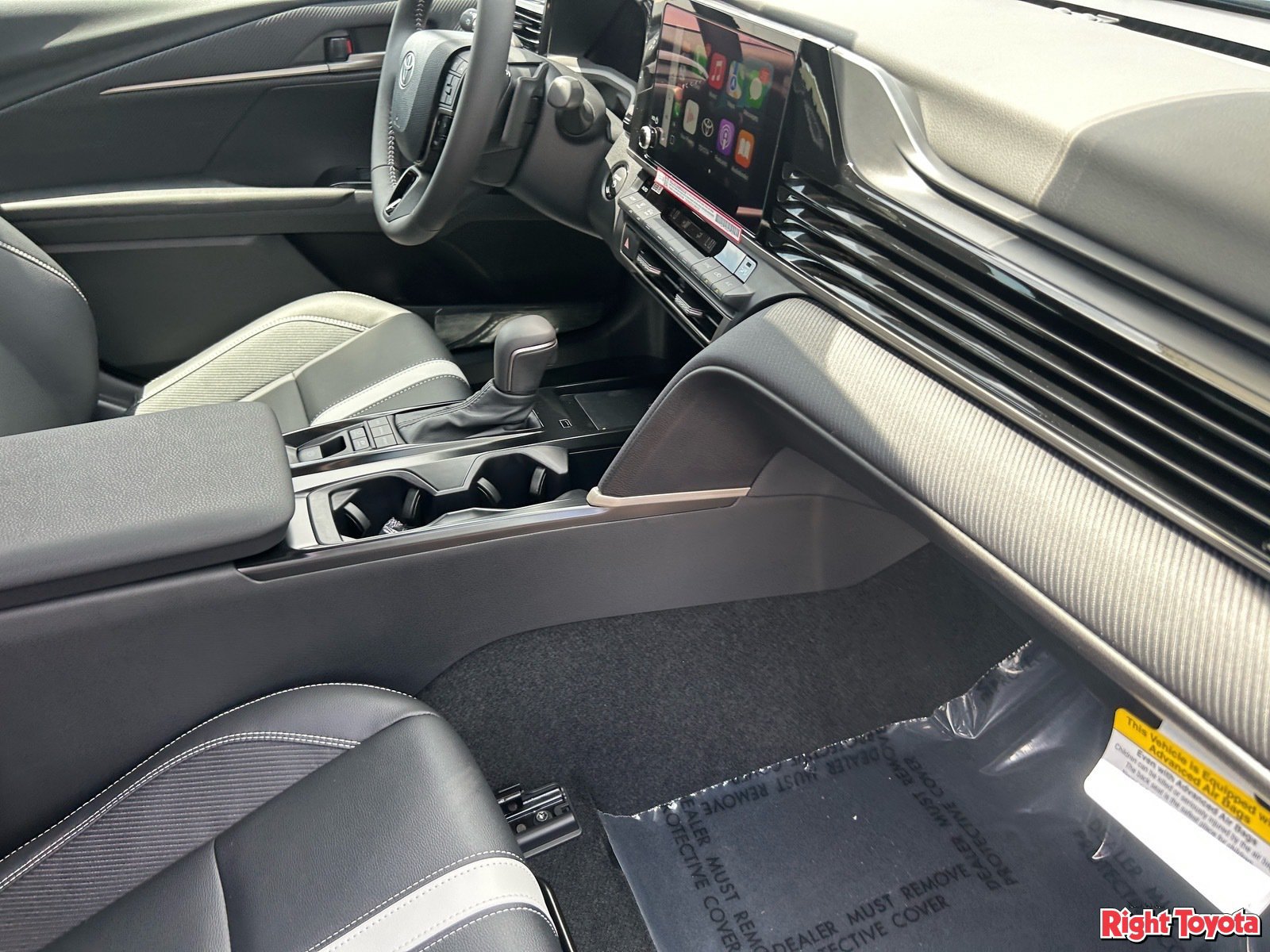 New 2026 Toyota Camry SE FWD image 14