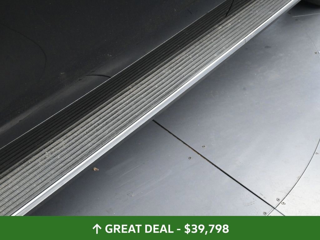 Used 2023 Ford Expedition Limited image 18