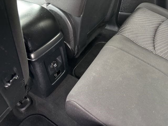 Used 2014 Dodge Journey Limited image 32
