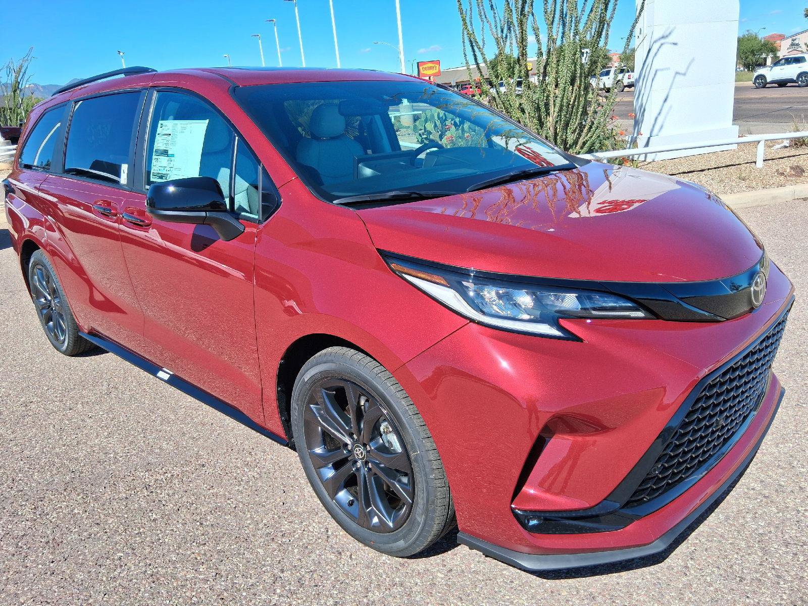New 2026 Toyota Sienna XSE FWD image 7