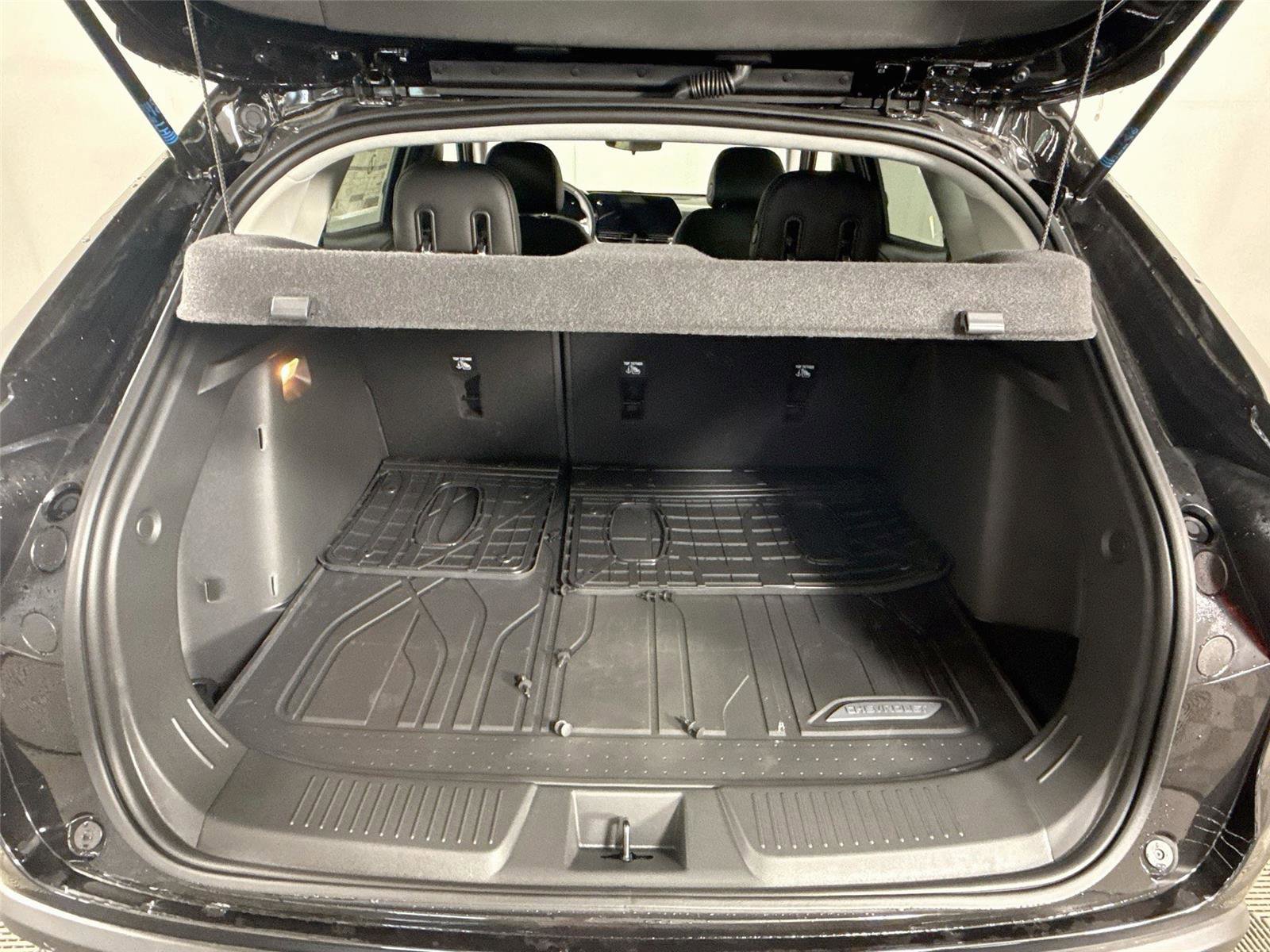 New 2026 Chevrolet Trax LT w/ Driver Confidence Package FWD image 17