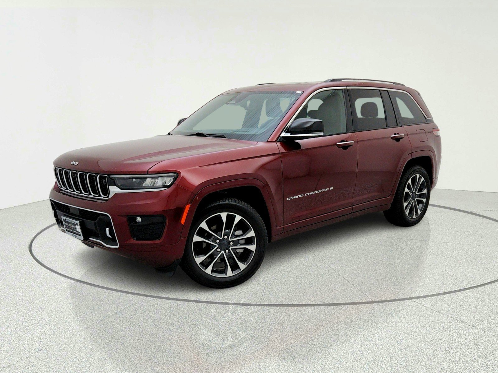 Used 2022 Jeep Grand Cherokee Overland w/ Adv Protech Group III AWD/4WD image 1