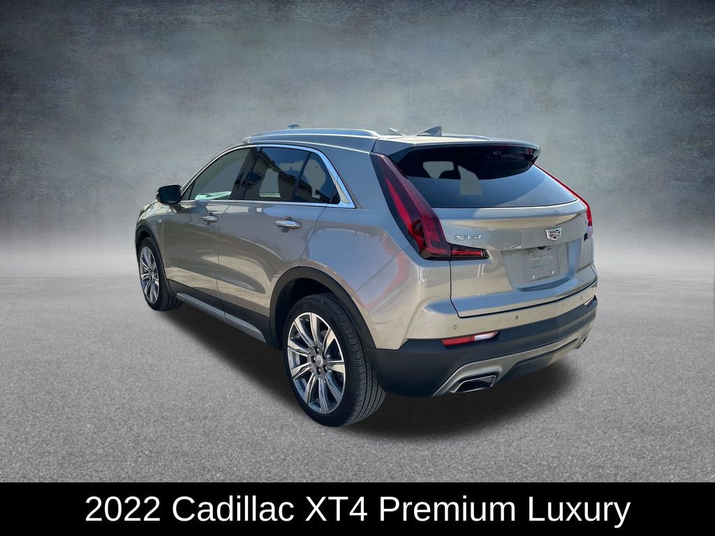 Used 2022 Cadillac XT4 Premium Luxury w/ Technology Package FWD image 3