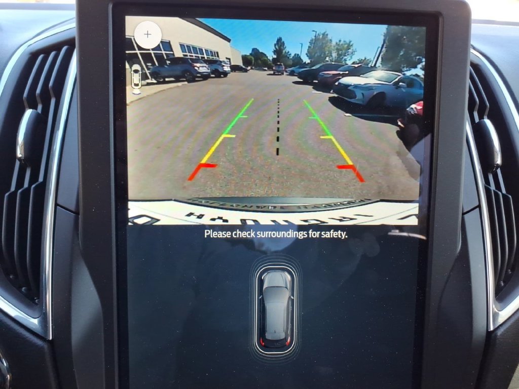 Used 2021 Ford Edge Titanium w/ Equipment Group 301A FWD image 27