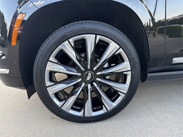 Certified 2025 Cadillac Escalade Premium Luxury Platinum w/ LPO, Floor Liner Package image 25