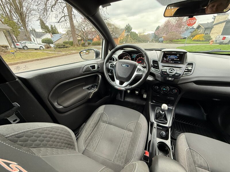Used 2015 Ford Fiesta ST FWD image 18