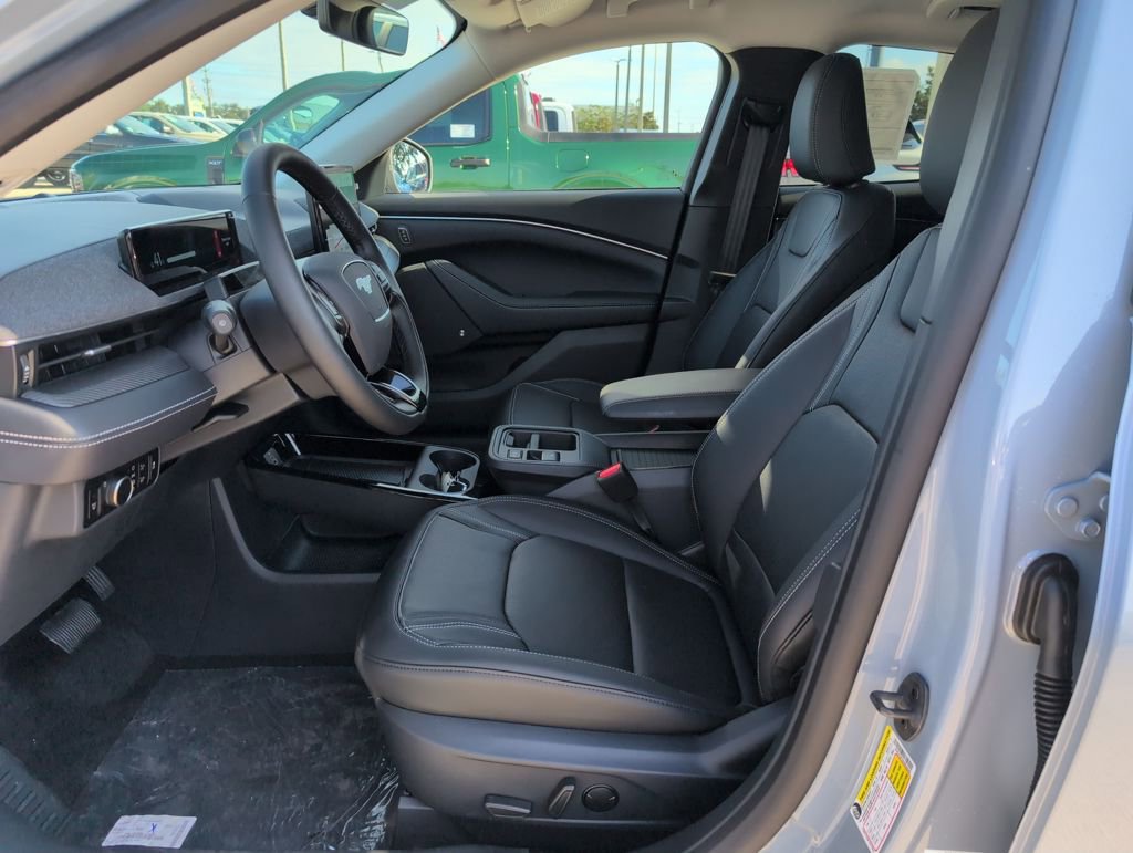 New 2025 Ford Mustang Mach-E Premium image 6