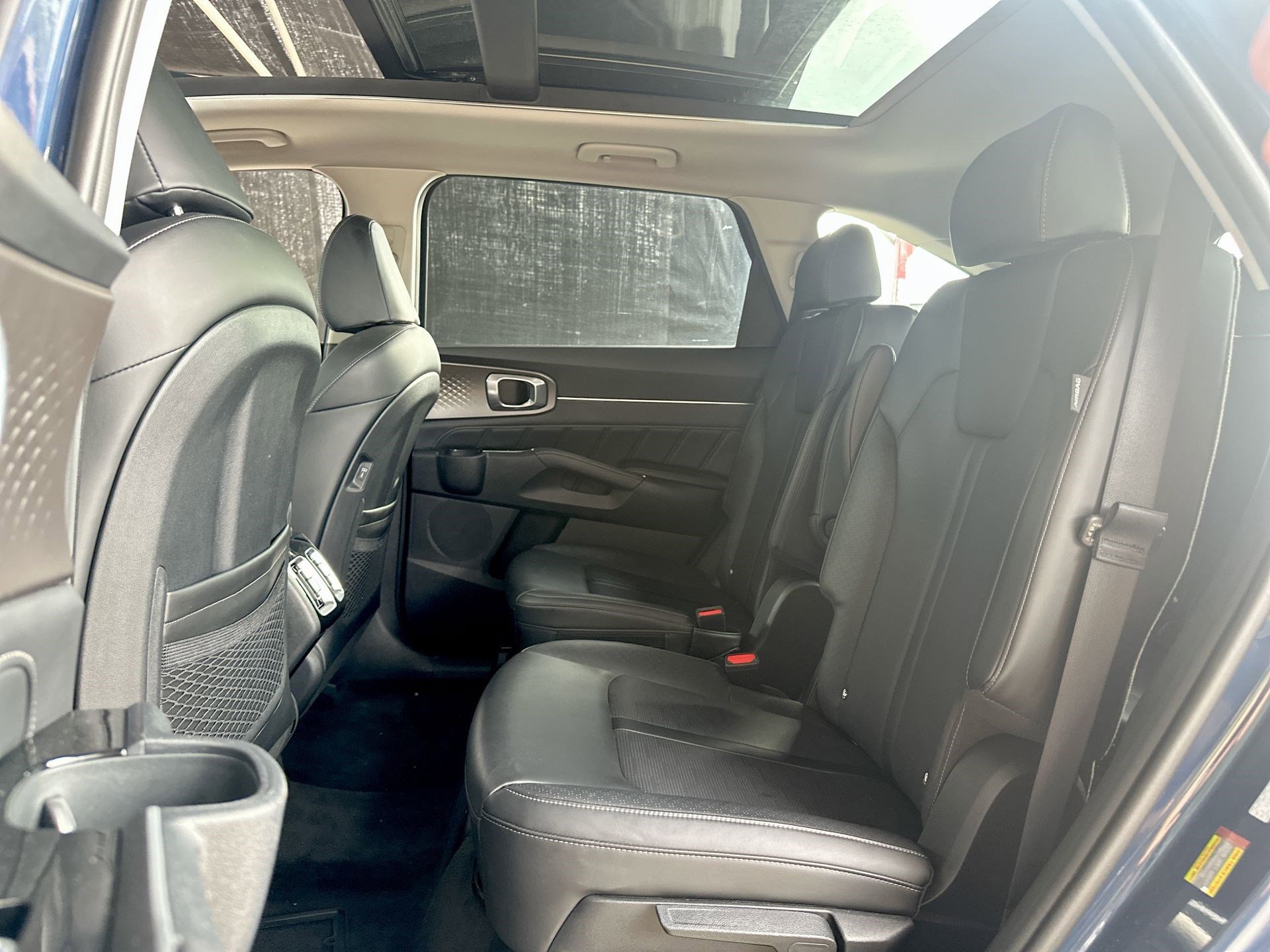 Used 2025 Kia Sorento SX image 25