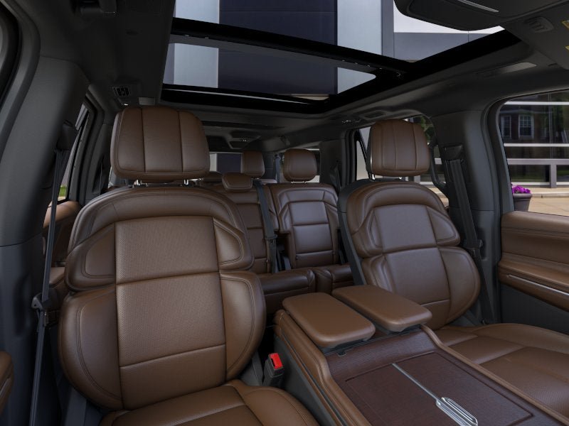 New 2026 Lincoln Navigator L Reserve AWD/4WD image 10
