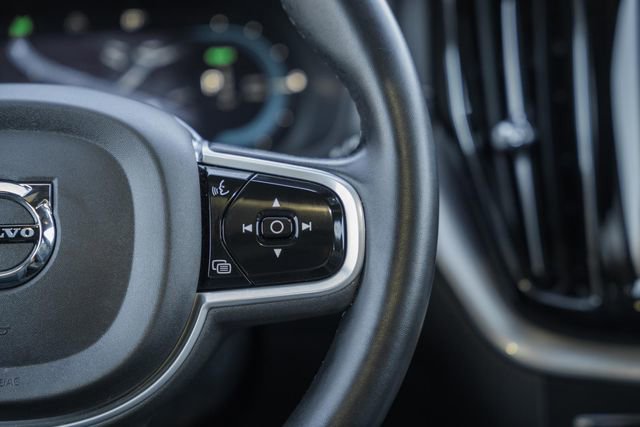 Certified 2022 Volvo XC60 T8 R-Design w/ Advanced Package image 27