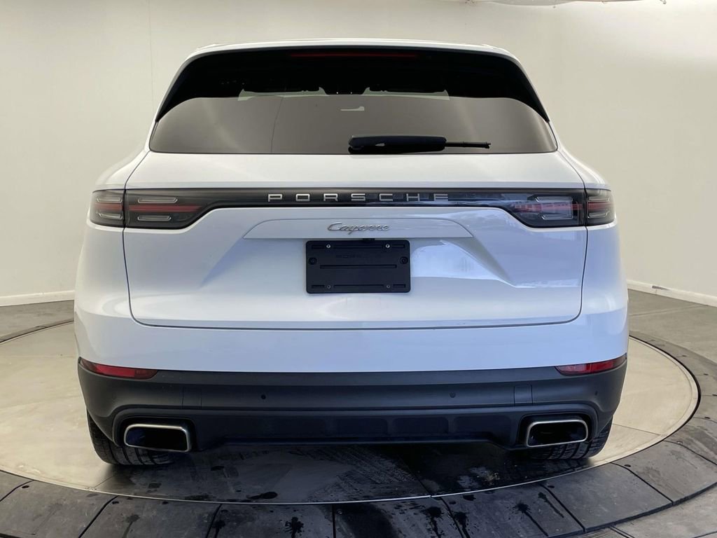 Certified 2023 Porsche Cayenne image 6