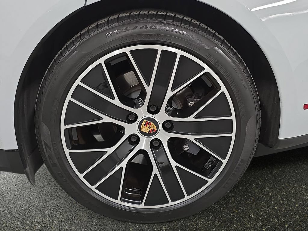 Certified 2022 Porsche Taycan RWD image 27