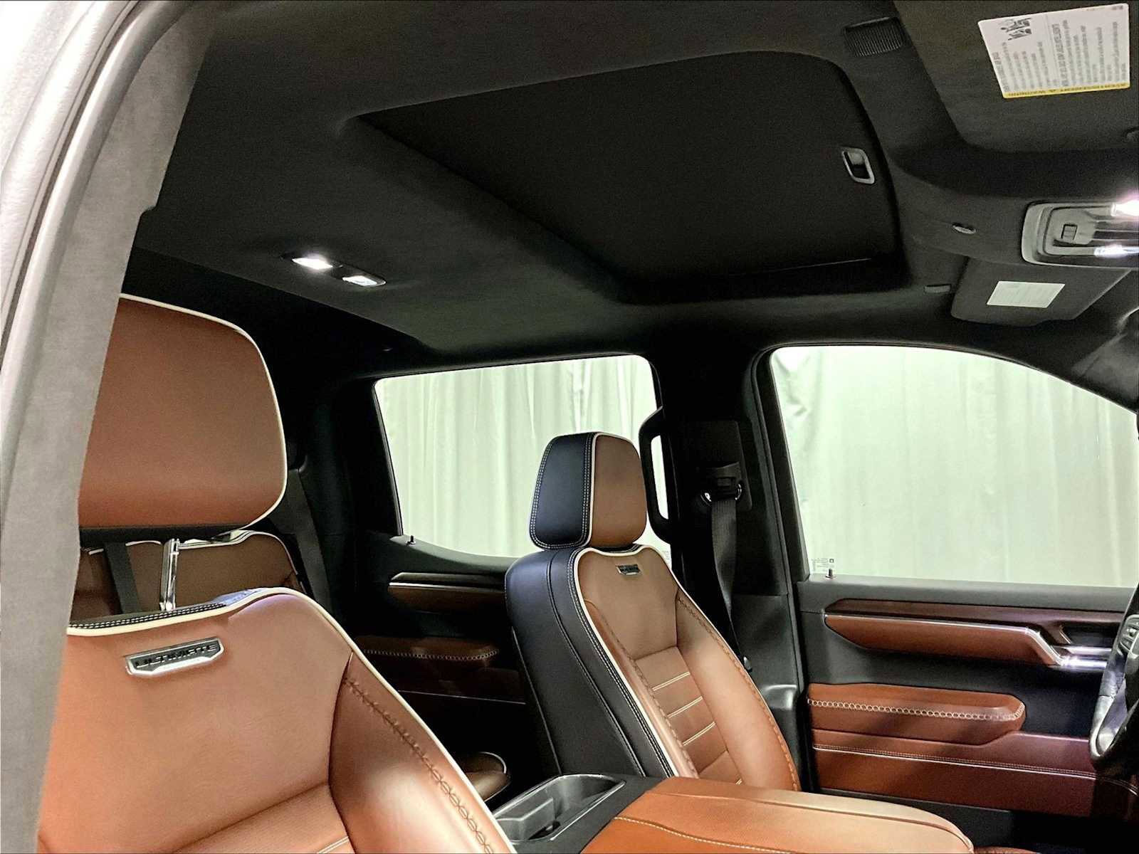 Used 2024 GMC Sierra 1500 Denali Ultimate AWD/4WD image 25