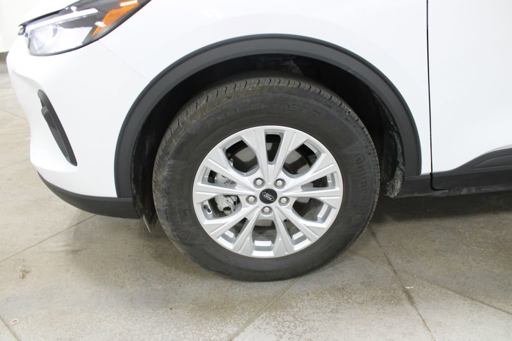 Used 2025 Ford Escape Active AWD/4WD image 29