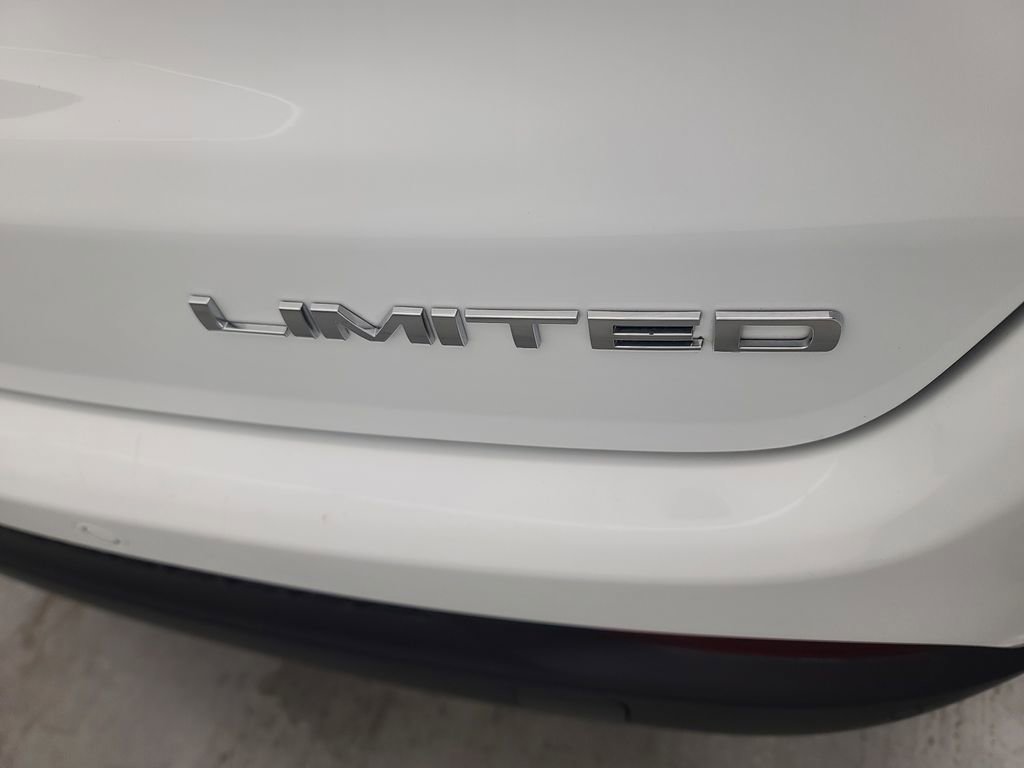 Used 2025 Jeep Compass Limited AWD/4WD image 12