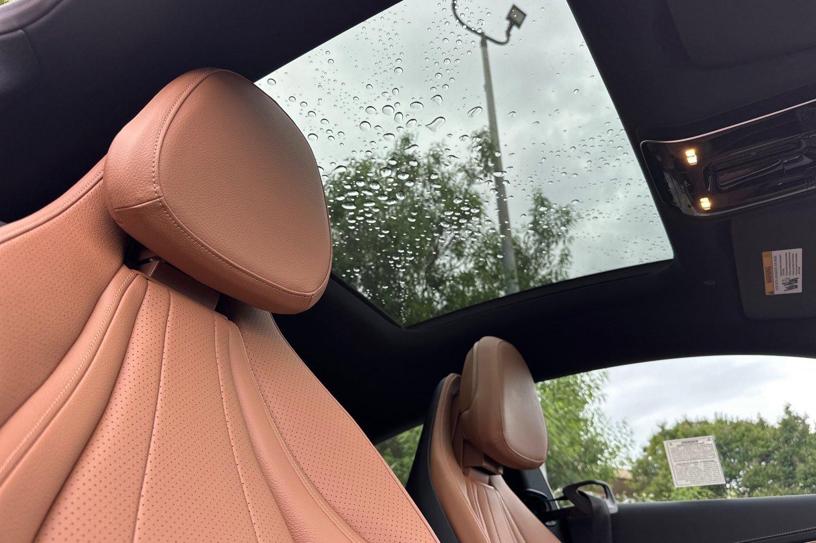 Used 2025 Mercedes-Benz CLE 300 4MATIC Coupe image 14