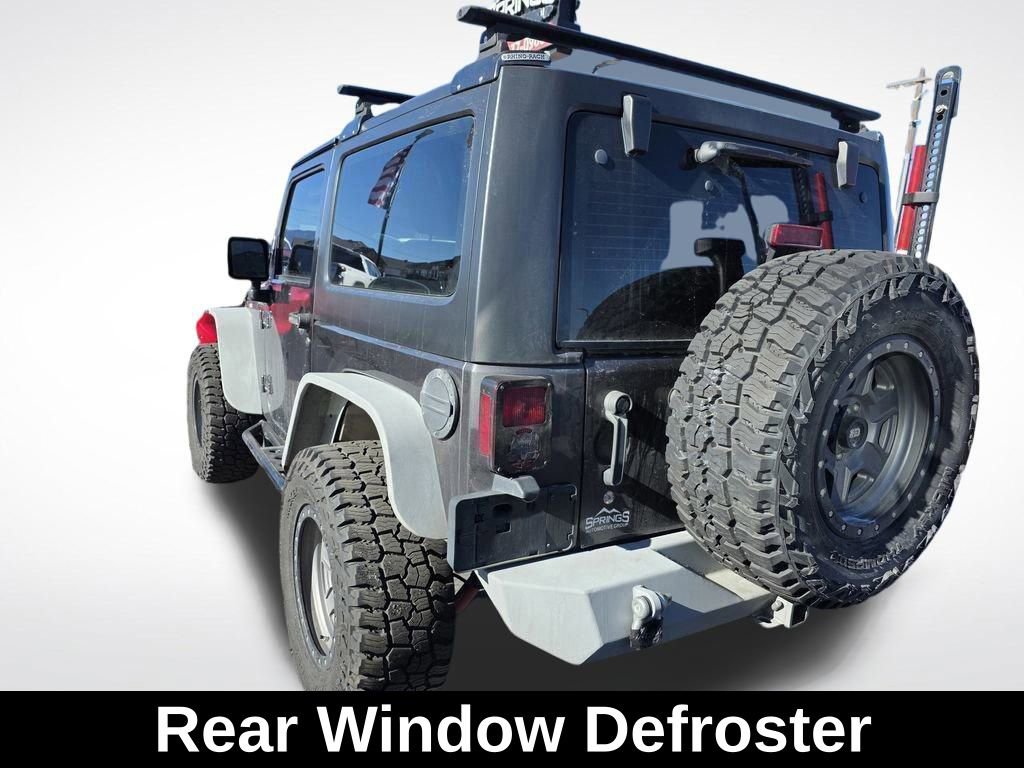 Used 2017 Jeep Wrangler Rubicon w/ Power Convenience Group image 8