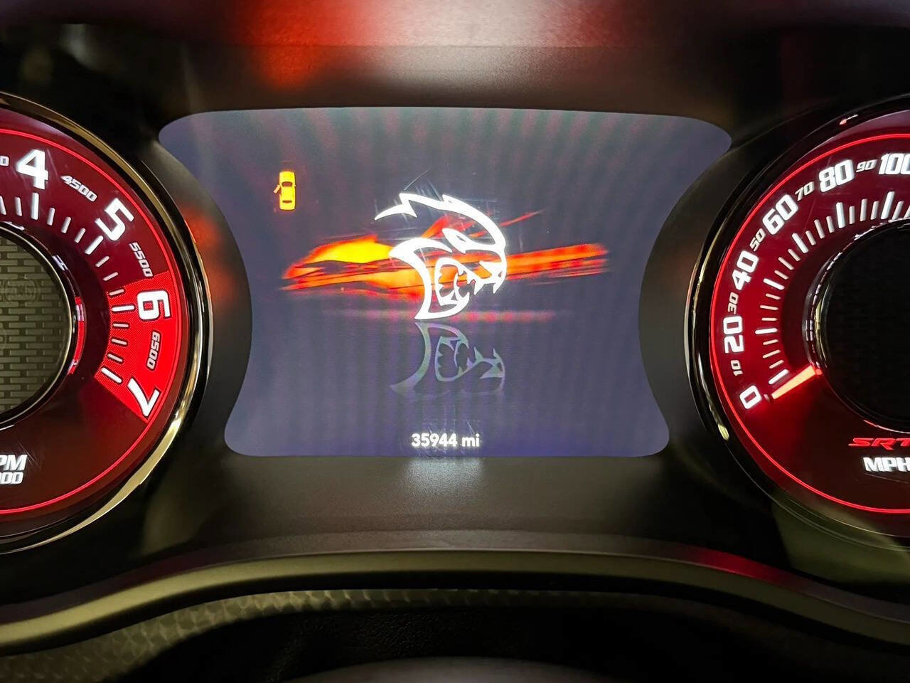 Used 2015 Dodge Challenger SRT Hellcat image 9