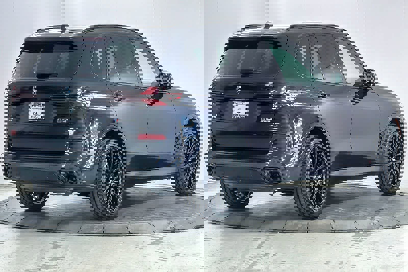 Used 2024 BMW X5 M60i image 2