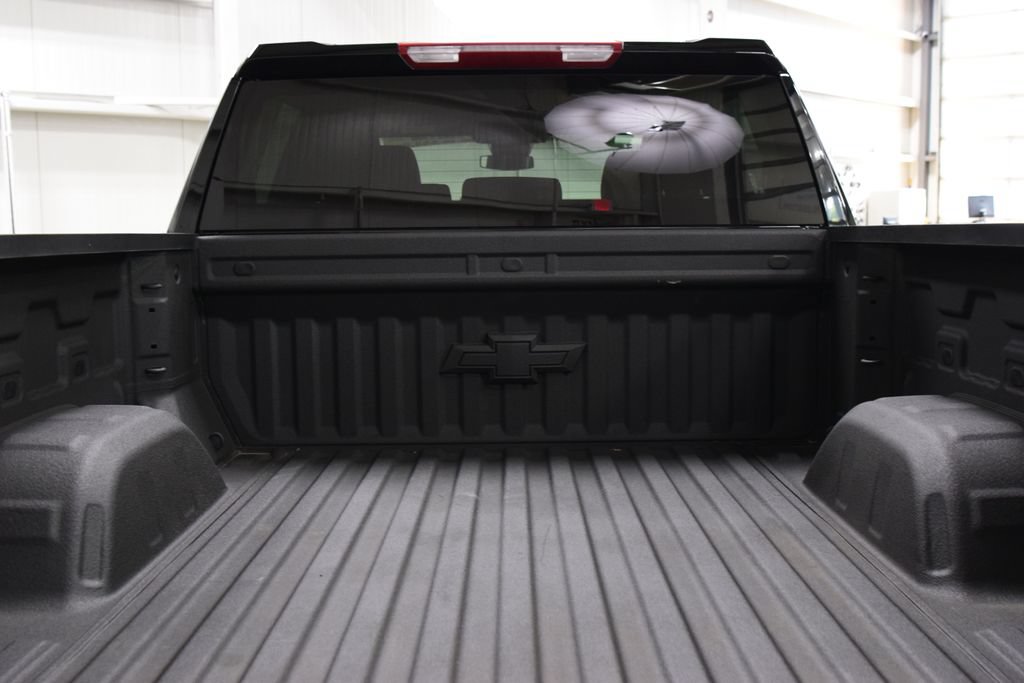 Used 2025 Chevrolet Silverado 1500 RST w/ Protection Package AWD/4WD image 27