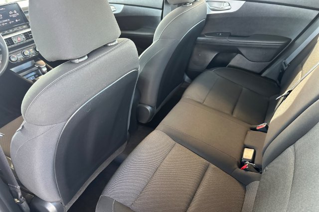 Used 2024 Kia Forte LXS w/ LXS Technology Package FWD image 11