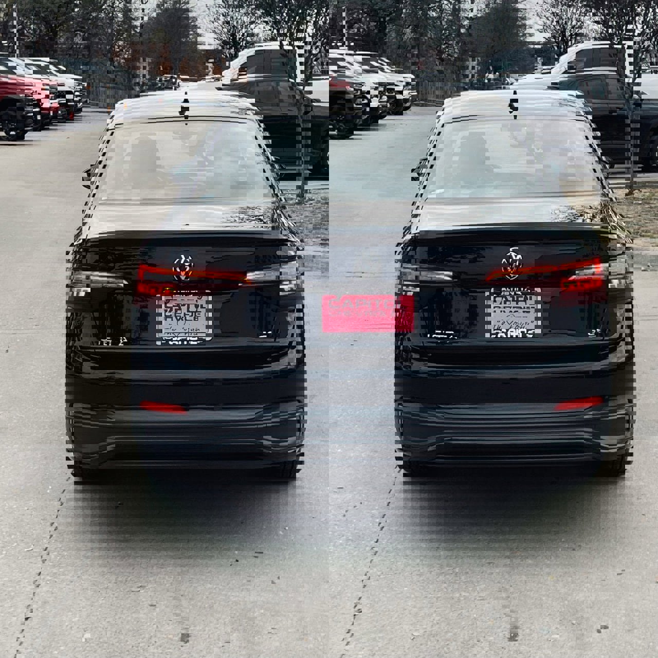 Used 2024 Volkswagen Jetta SE image 5