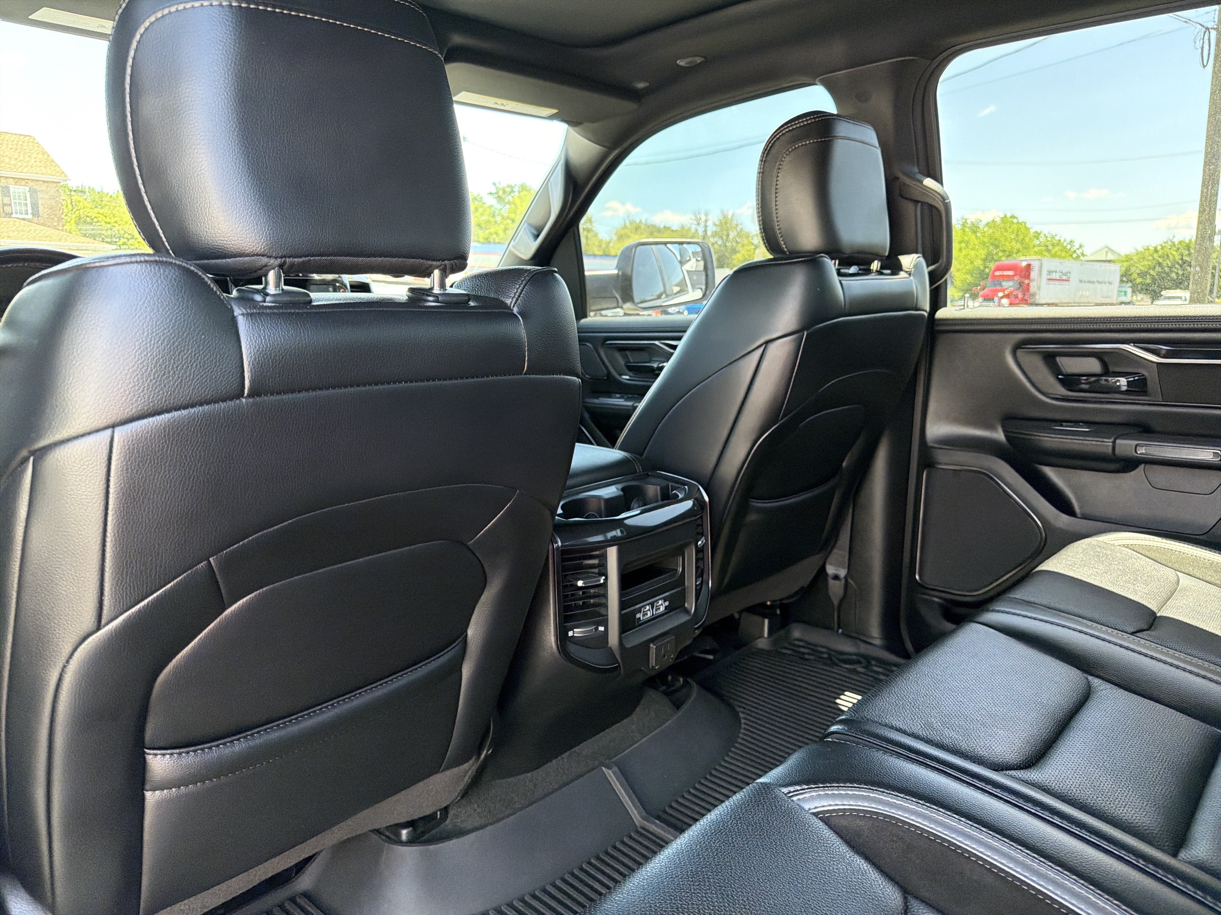 Certified 2022 RAM 1500 Laramie AWD/4WD image 13
