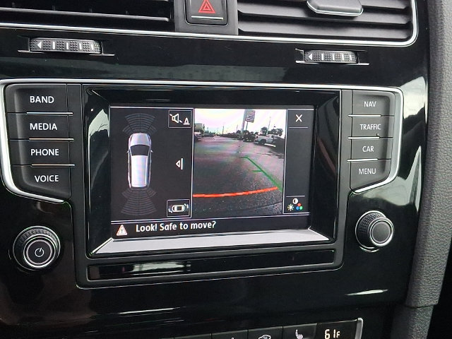 Used 2015 Volkswagen Golf SEL FWD image 19