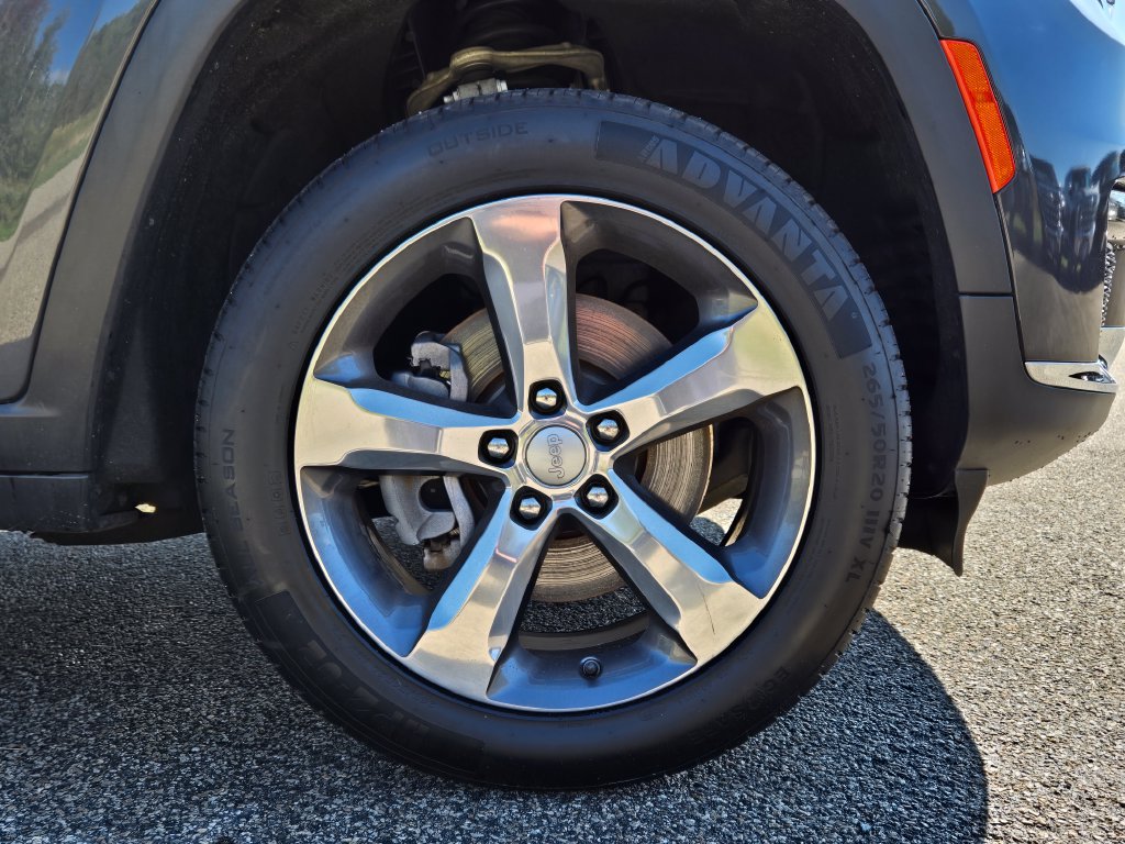 Used 2022 Jeep Grand Cherokee L Limited AWD/4WD image 10