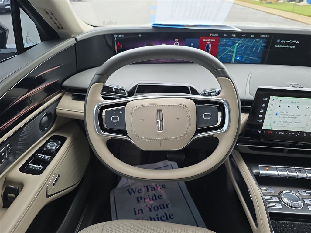 Used 2025 Lincoln Nautilus Premier w/ Equipment Group 102A image 17