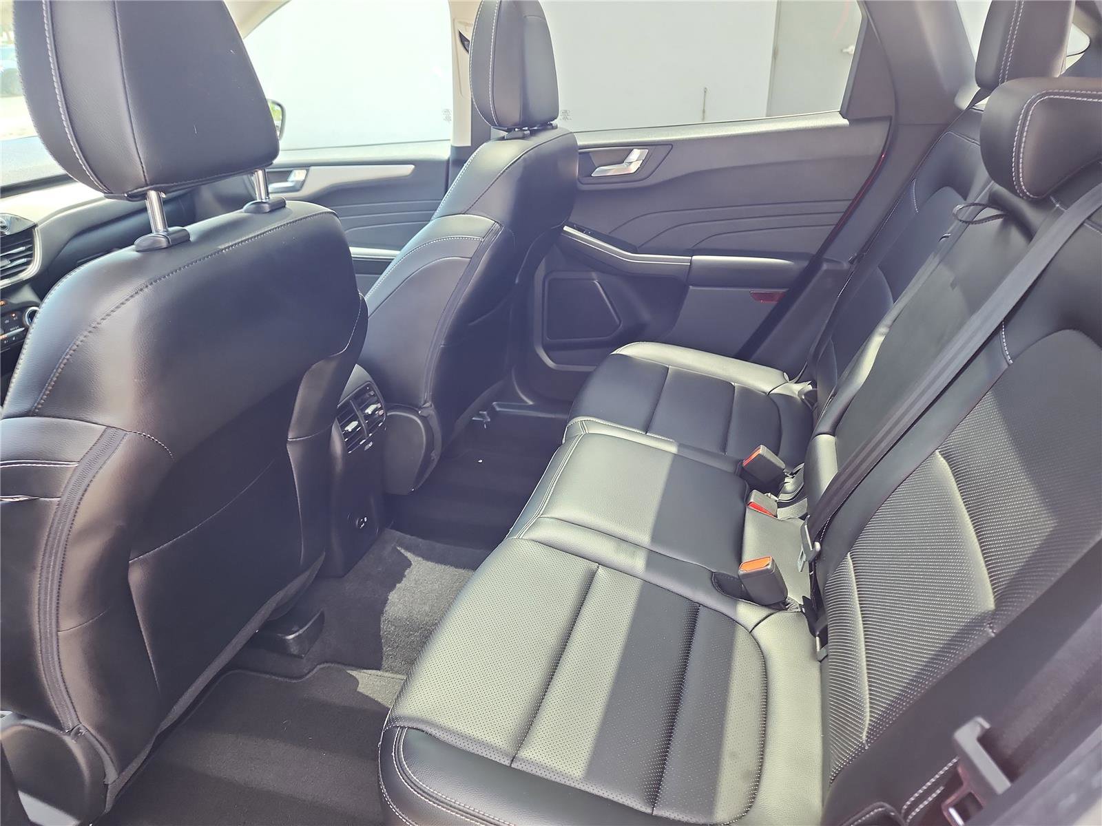 Used 2022 Ford Escape SEL FWD image 22