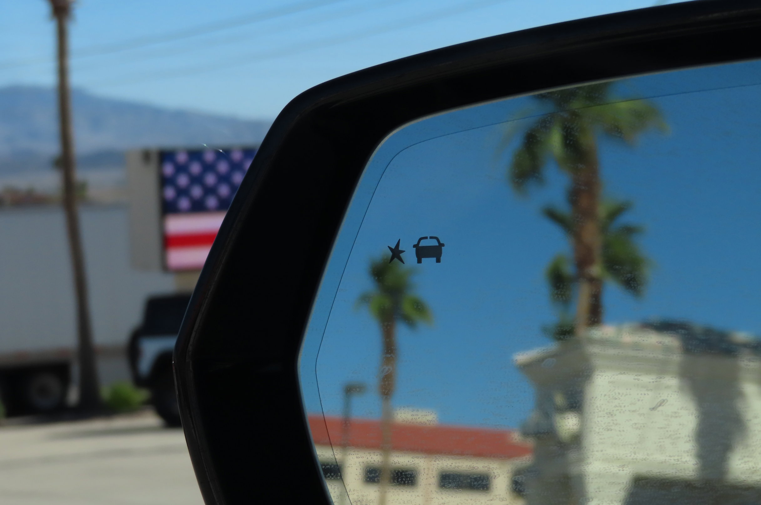 Used 2024 Cadillac XT4 Premium Luxury image 32