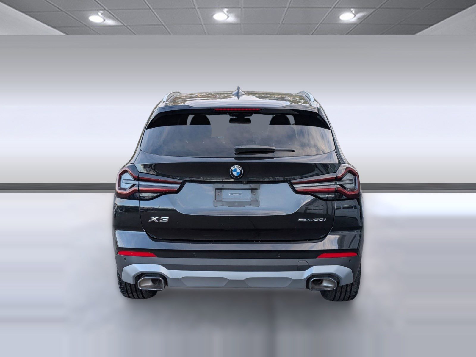 Used 2024 BMW X3 sDrive30i w/ Premium Package image 10