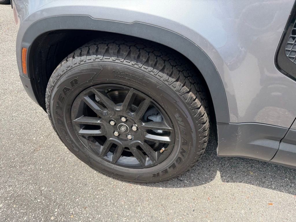 Used 2020 Land Rover Defender 110 S image 9