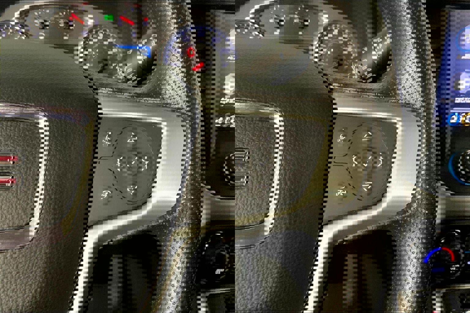 Used 2023 GMC Acadia SLE w/ Driver Convenience Package image 19