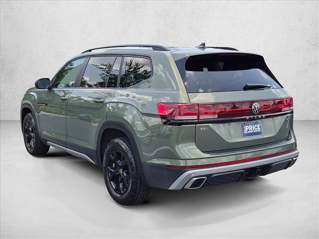 Used 2024 Volkswagen Atlas Peak Edition SEL AWD/4WD image 8