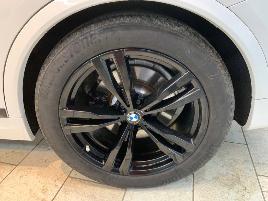 Used 2025 BMW X7 xDrive40i w/ Executive Package AWD/4WD image 11