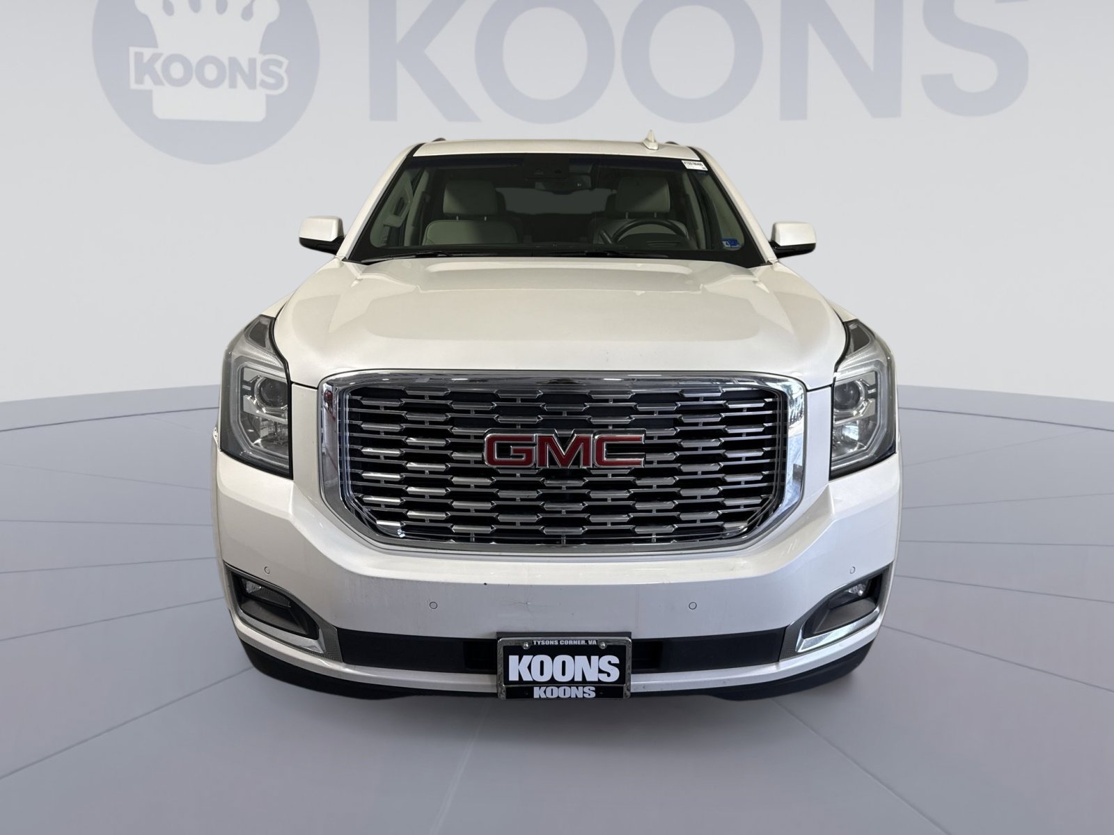 Used 2018 GMC Yukon Denali w/ Open Road Package AWD/4WD image 11