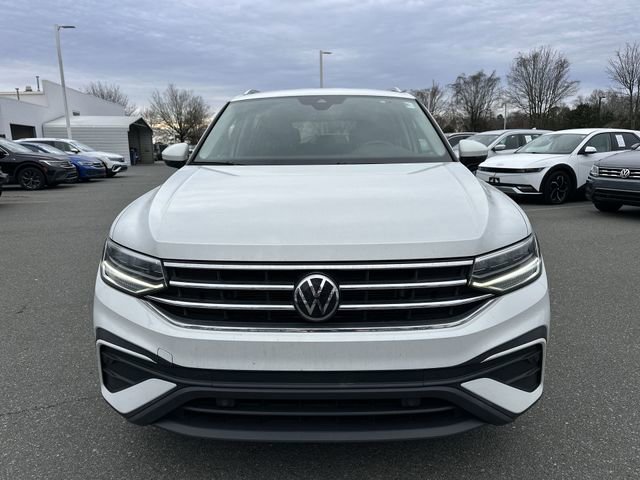 Certified 2022 Volkswagen Tiguan SE image 8